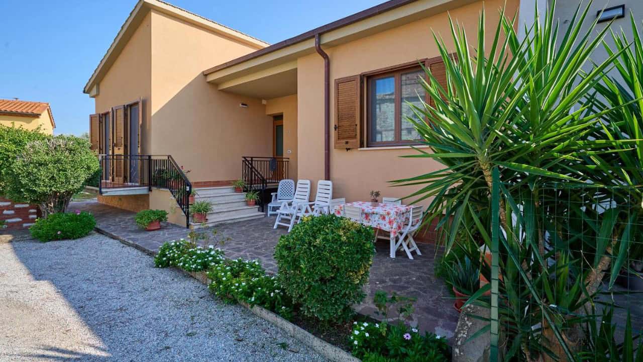 Esterno di Villetta Campagna